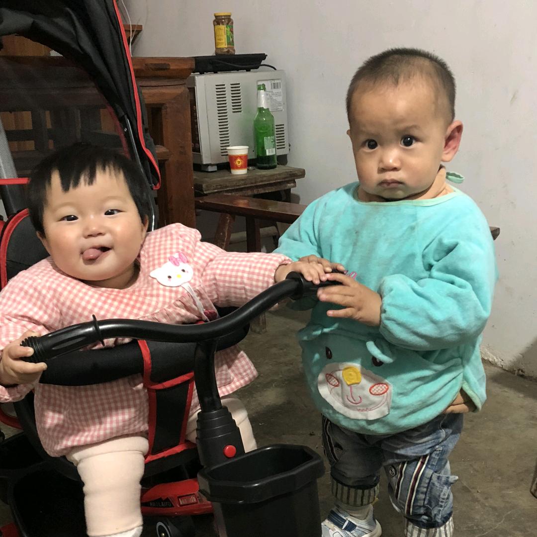 爱庐剧的张二姐