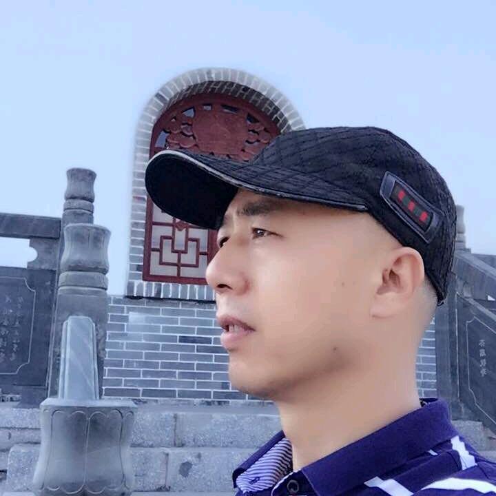伍多多