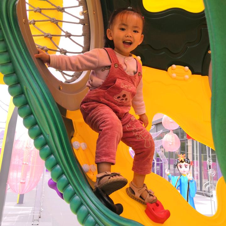 小彤彤