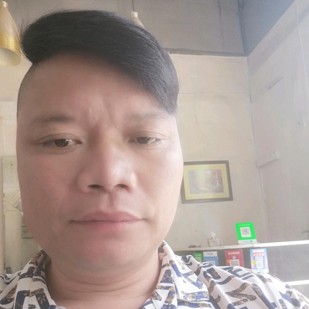 小曾承接定做家具