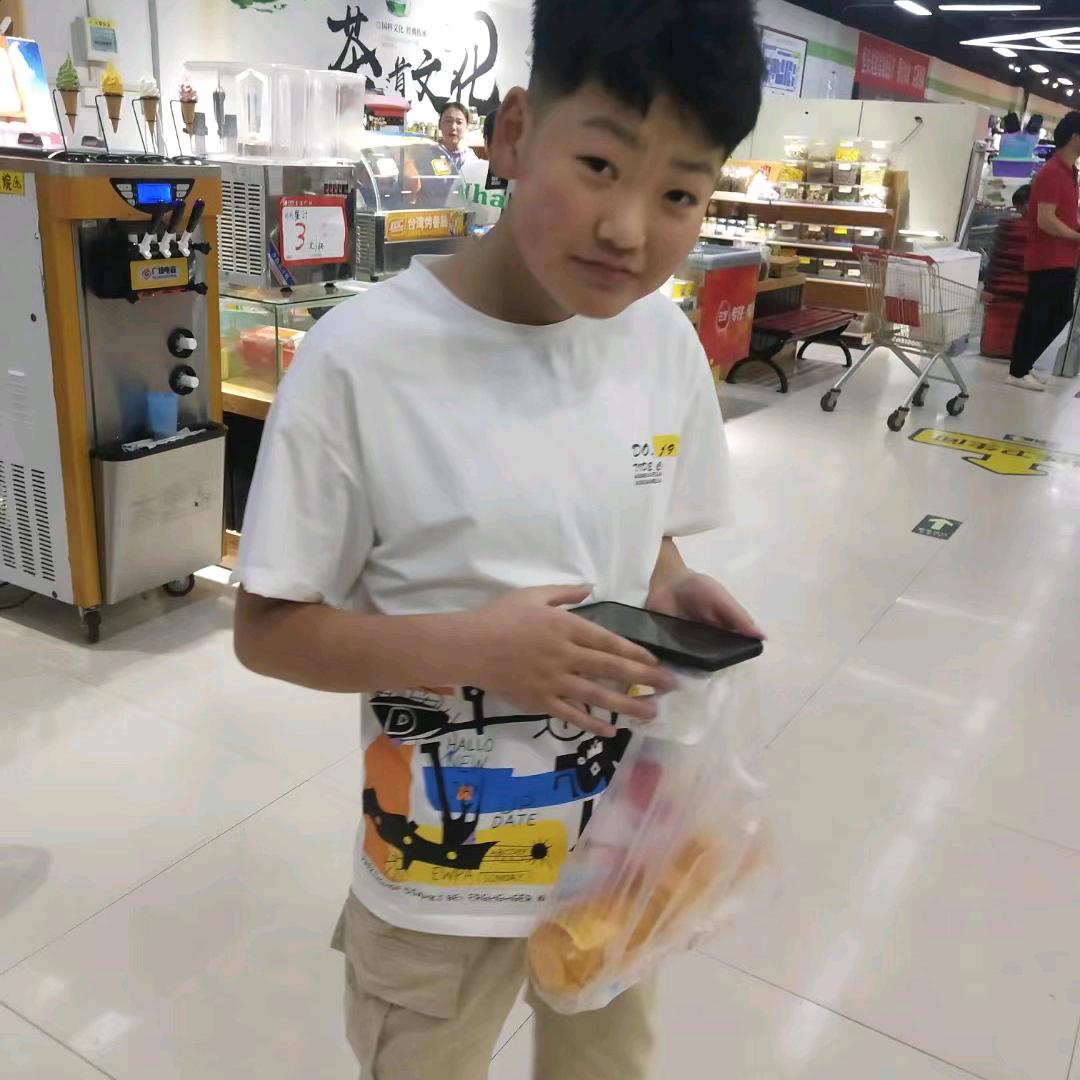余生思念我的航航！👦