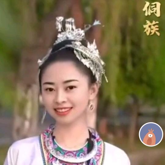 龙陪凤舞