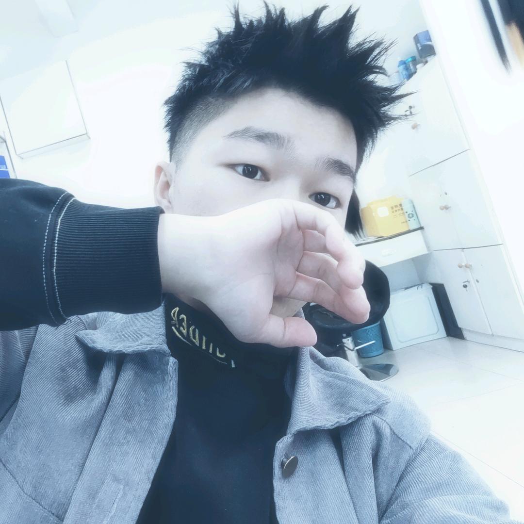 易汌在成都💇