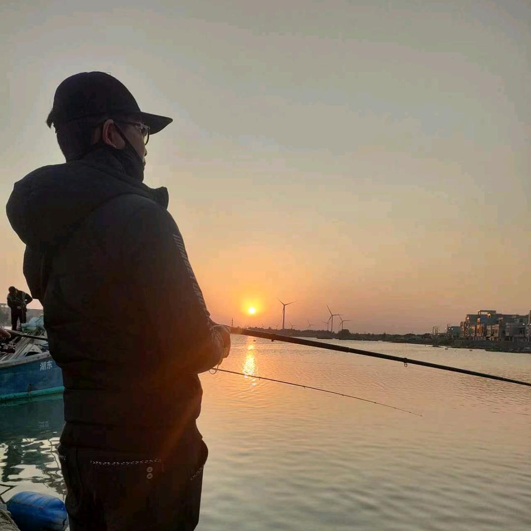 @痴钓小陈-阿权