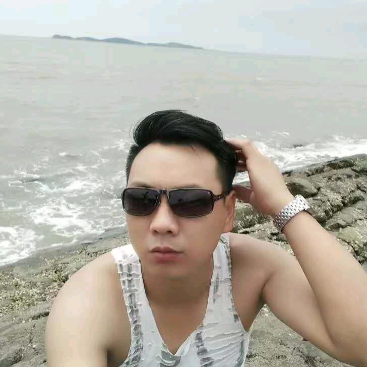 一人一酒一世界