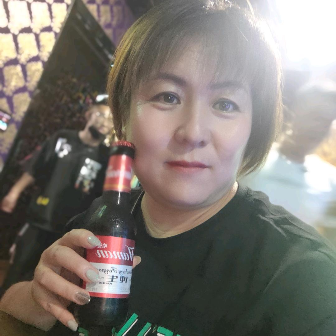 乌拉特前旗水淼，芊之美，初惟