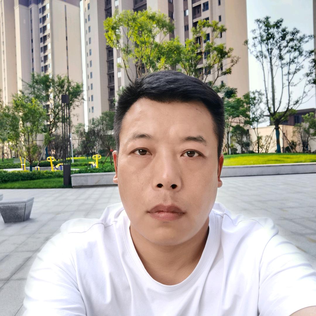 王明