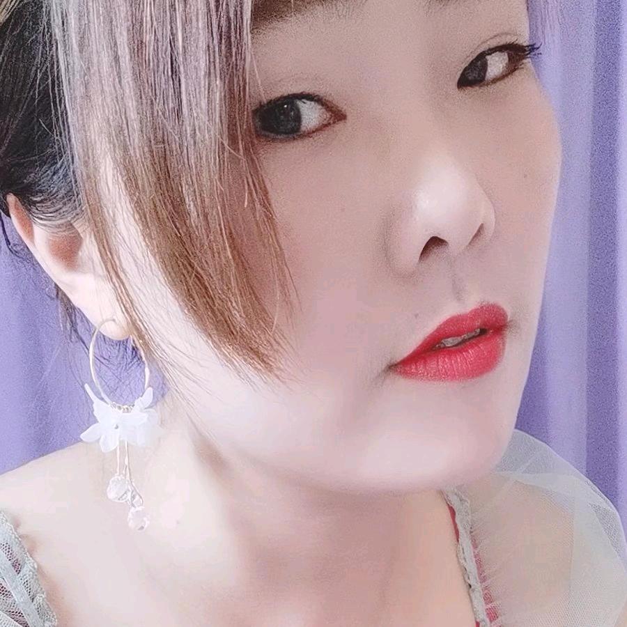 花花💐((🌺⥎🌺))🌹