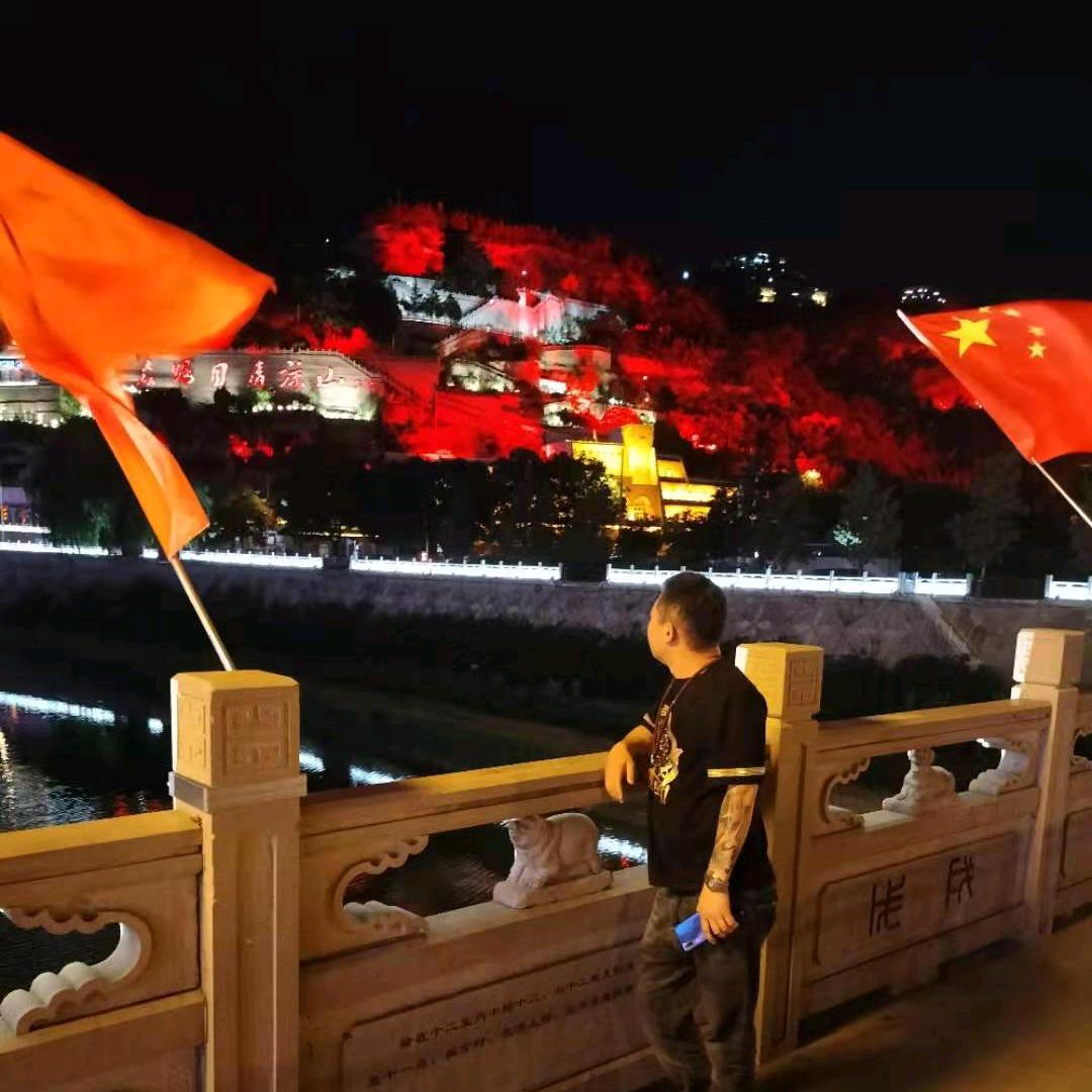 国立🎗️