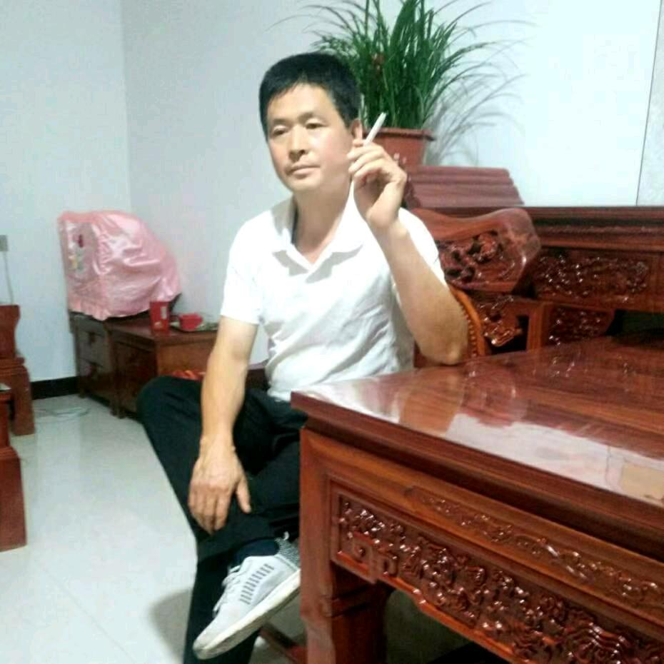 雄鹰