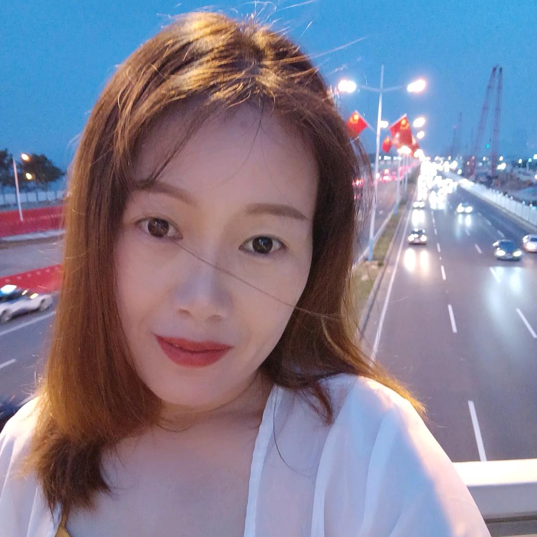 快乐的梦辰