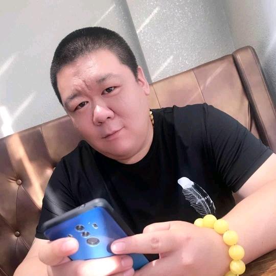 佛系卖房人（大伟）