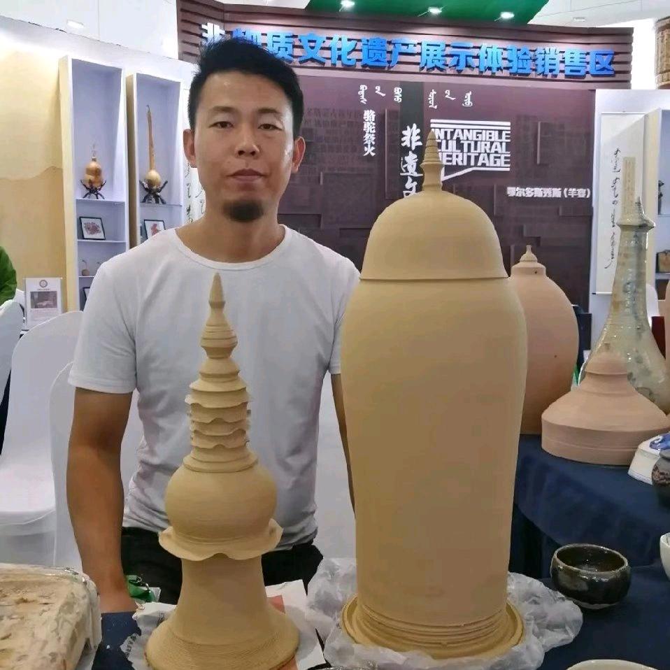 雨田陶艺家（招徒弟）