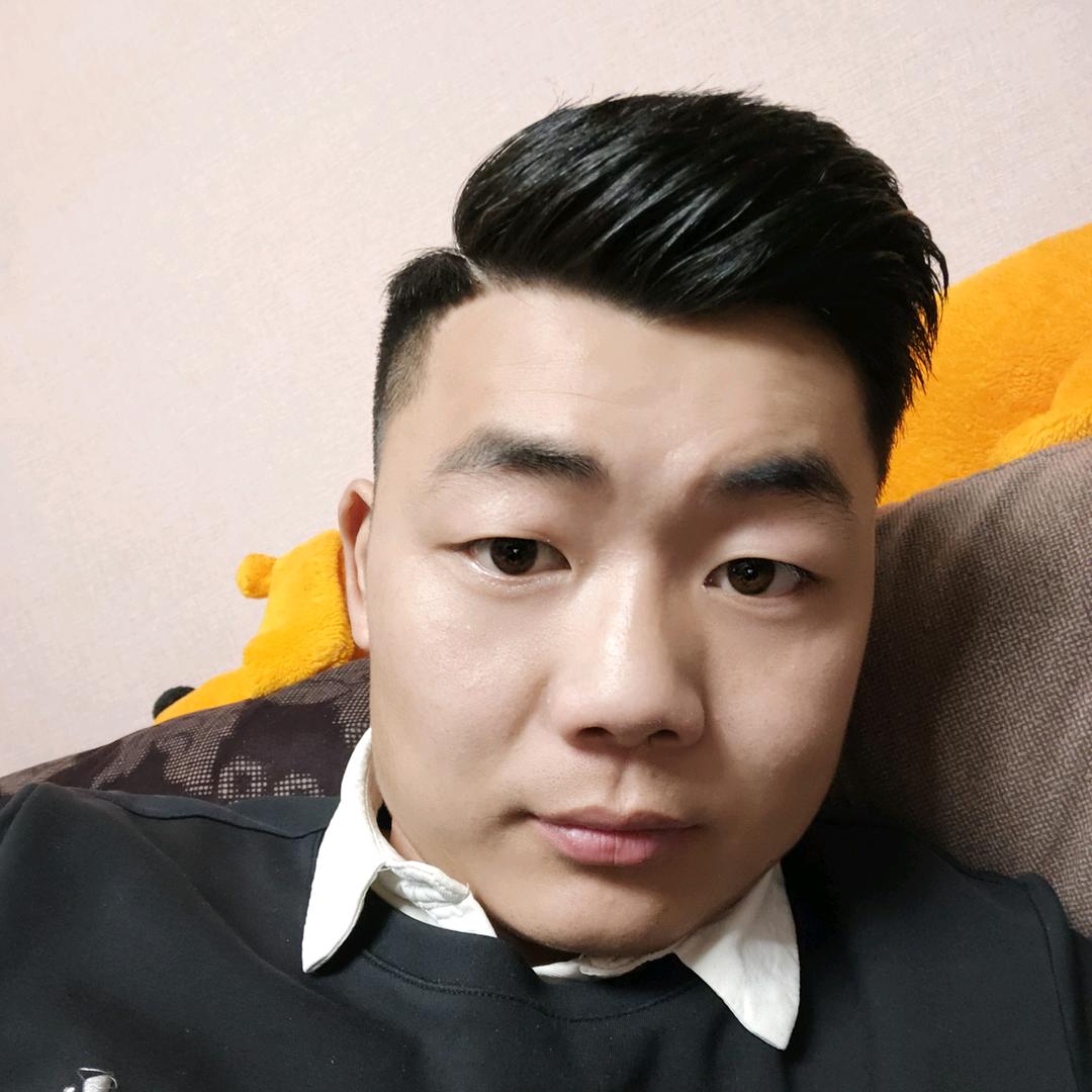 李  先   生
