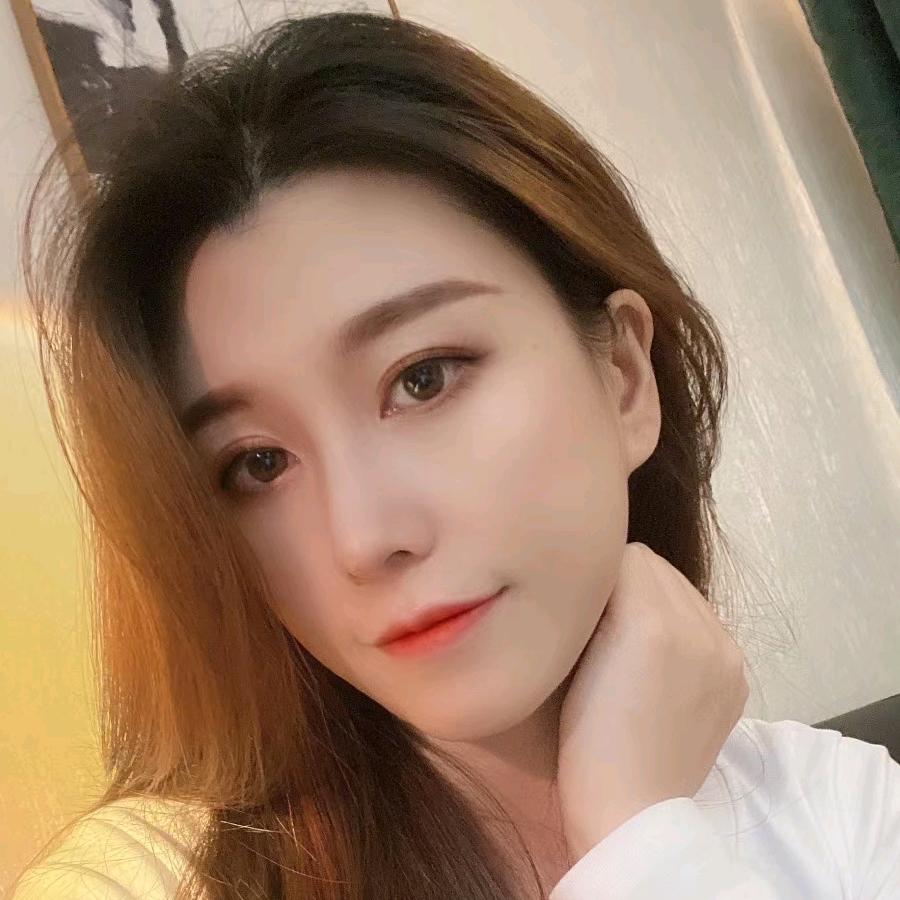 时尚宝妈女装进入商品橱窗选自己喜欢的衣