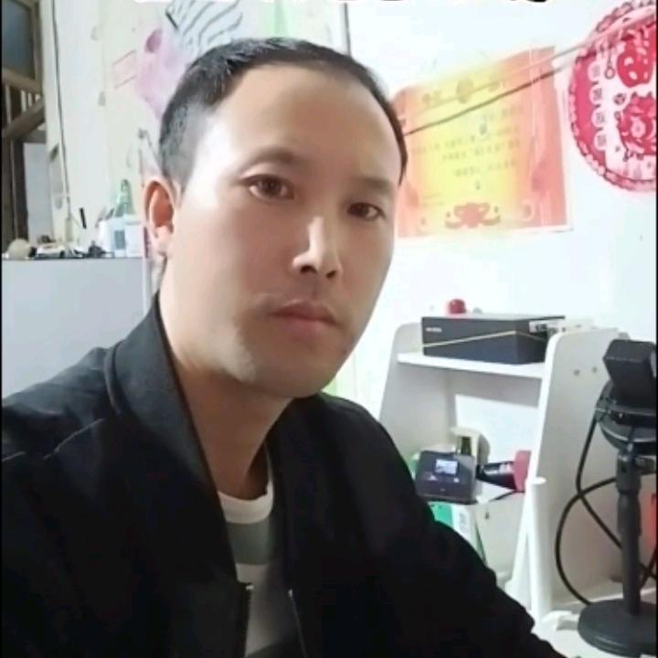 阿虎（小立法）（晚8:25）