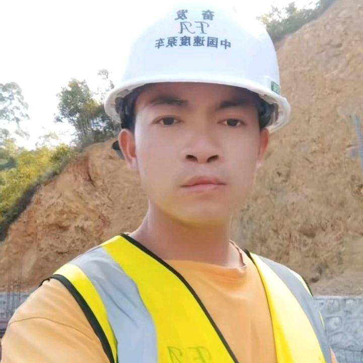 88年出生靖西奋发专业现场搅拌混凝土天泵