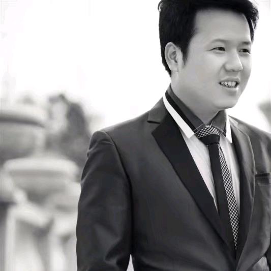 刘鹏（数控机床销售)