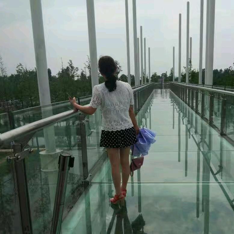 梦玲