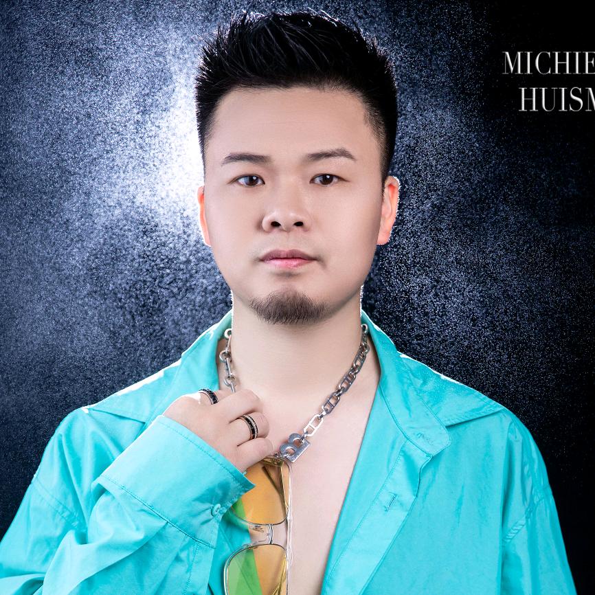 魔力潮牌 胡子文文烫染设计导师 官方号