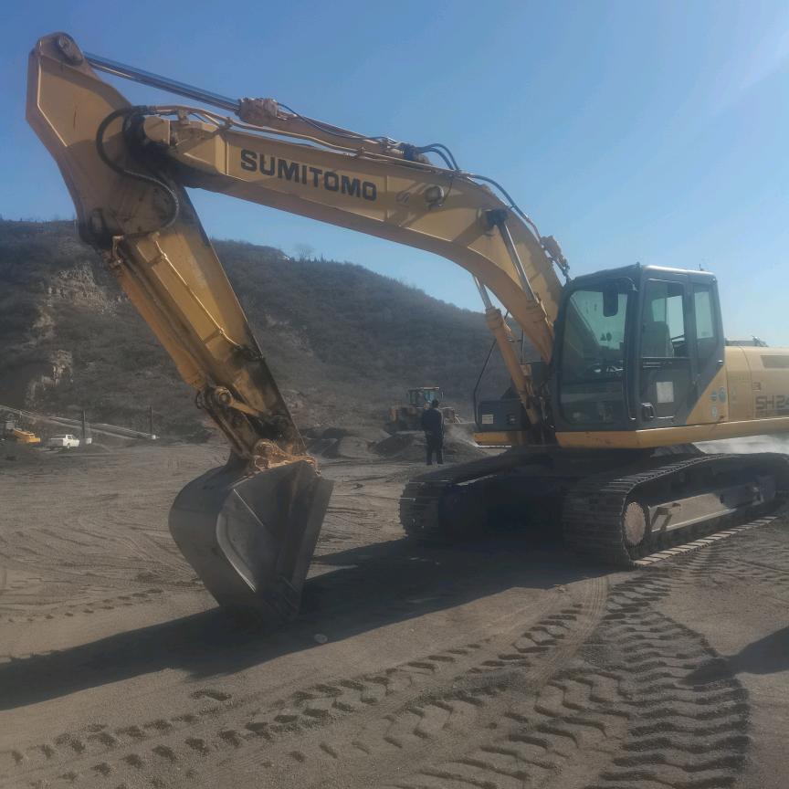 韩城 清障车 收割机  挖机