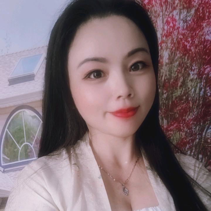 红枫（能歌善舞）每晚八点直播