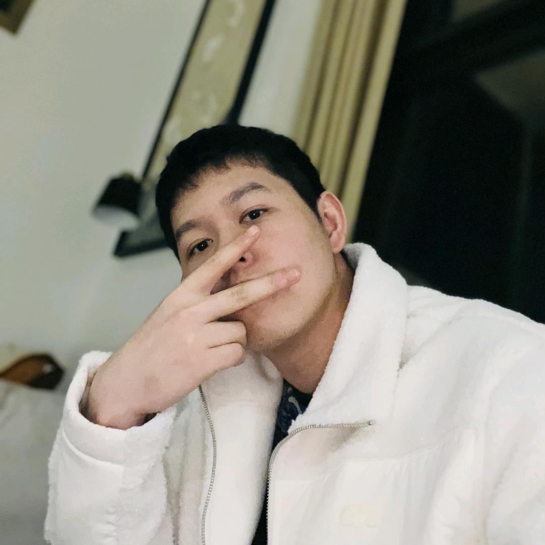 包饺子的坤师傅