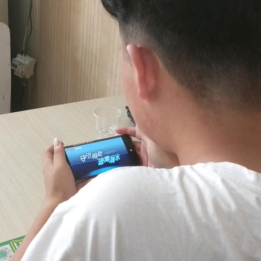 魏来