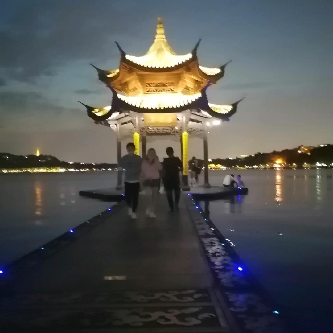 锋利的丝瓜