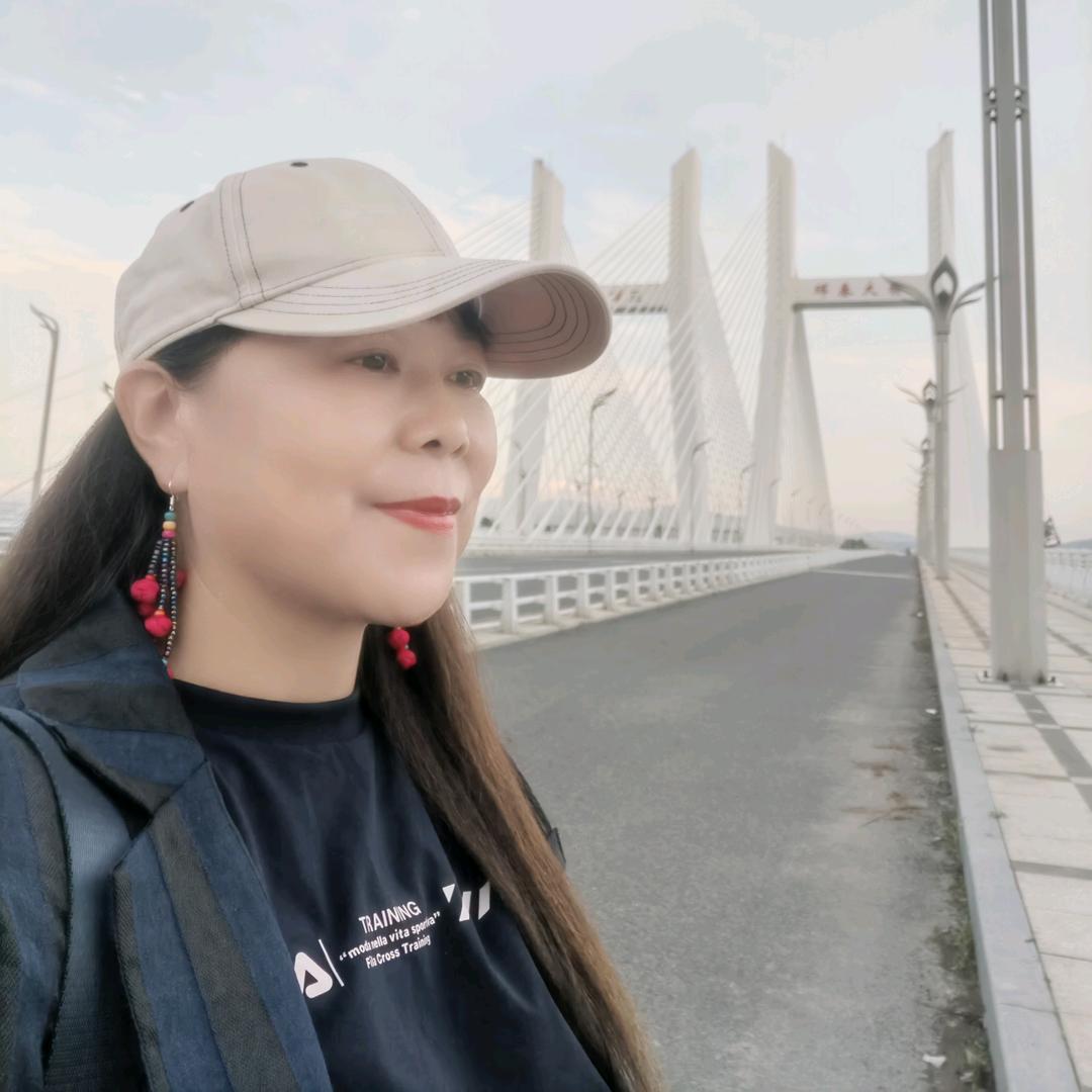 李春芬