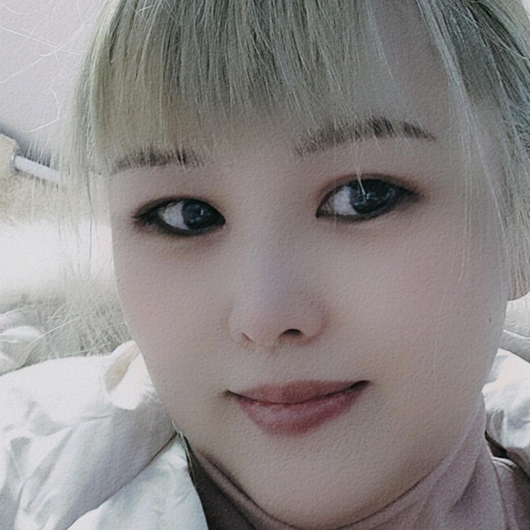 黑妹。