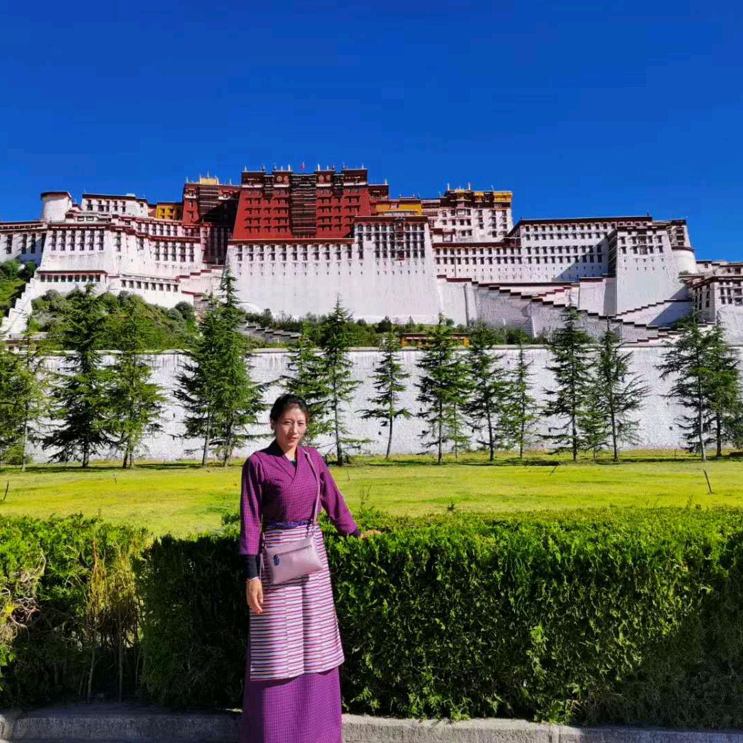 👨‍👨‍👦‍👦