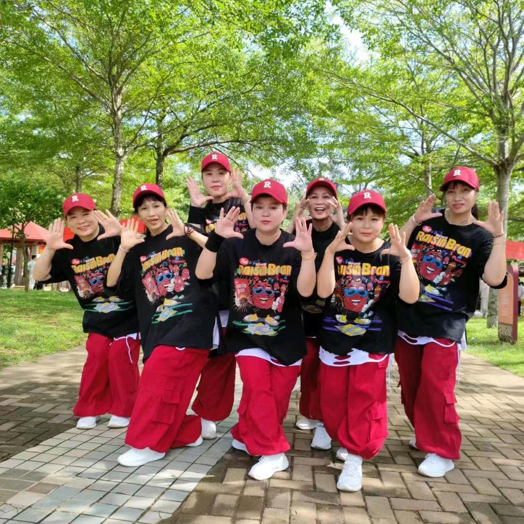 梦换阳光曳步舞队阿换