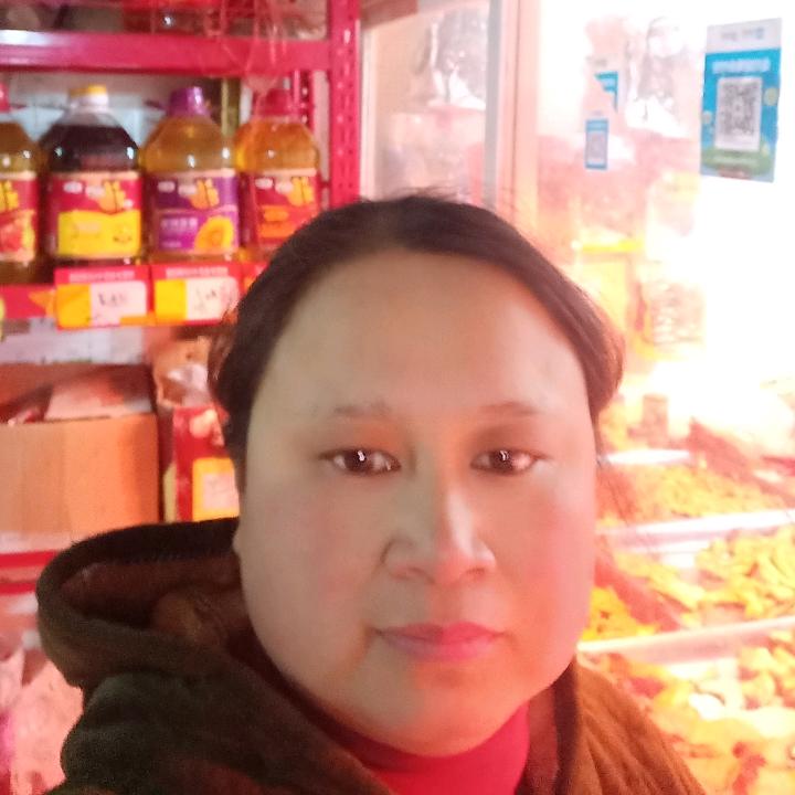 函夜飘玲