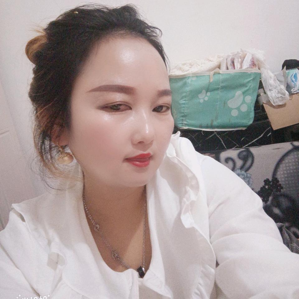美丽的少妇。😘😘😘