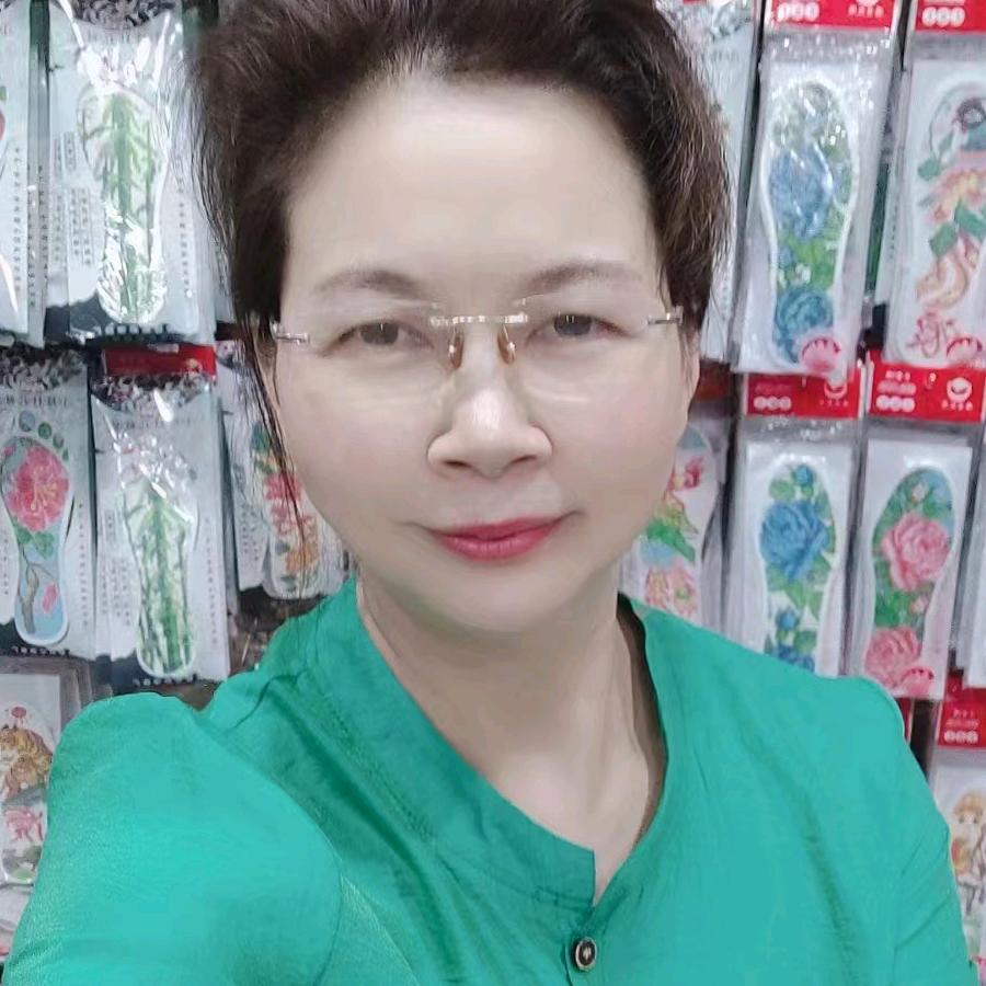 奉节李姐手工织鞋