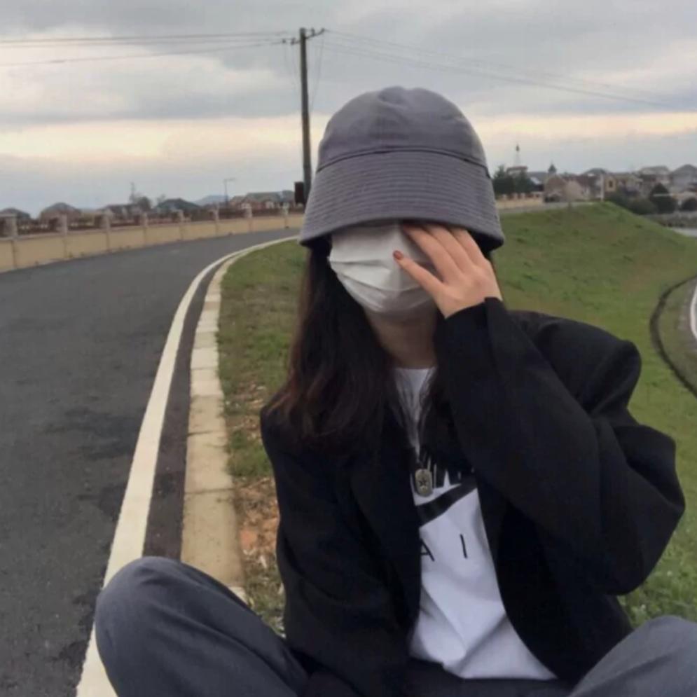 乌兰察布·十月化妆师然然