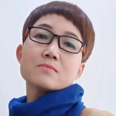 胡霞