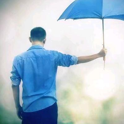 在雨中