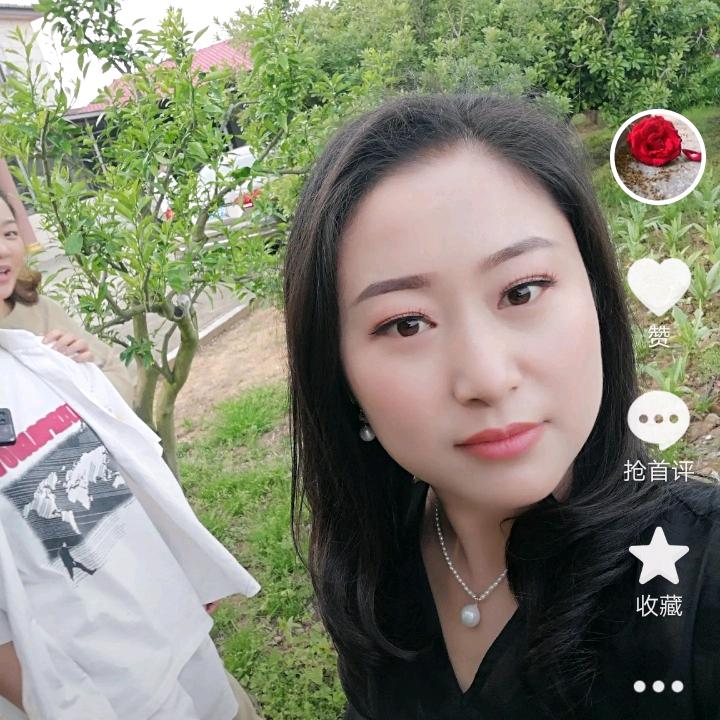爱笑的小燕子😀