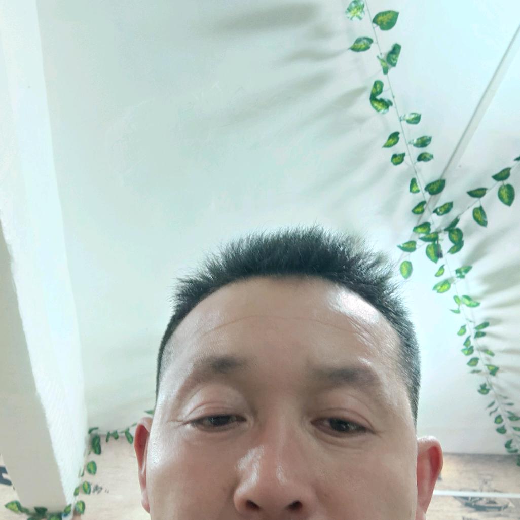 侯勇