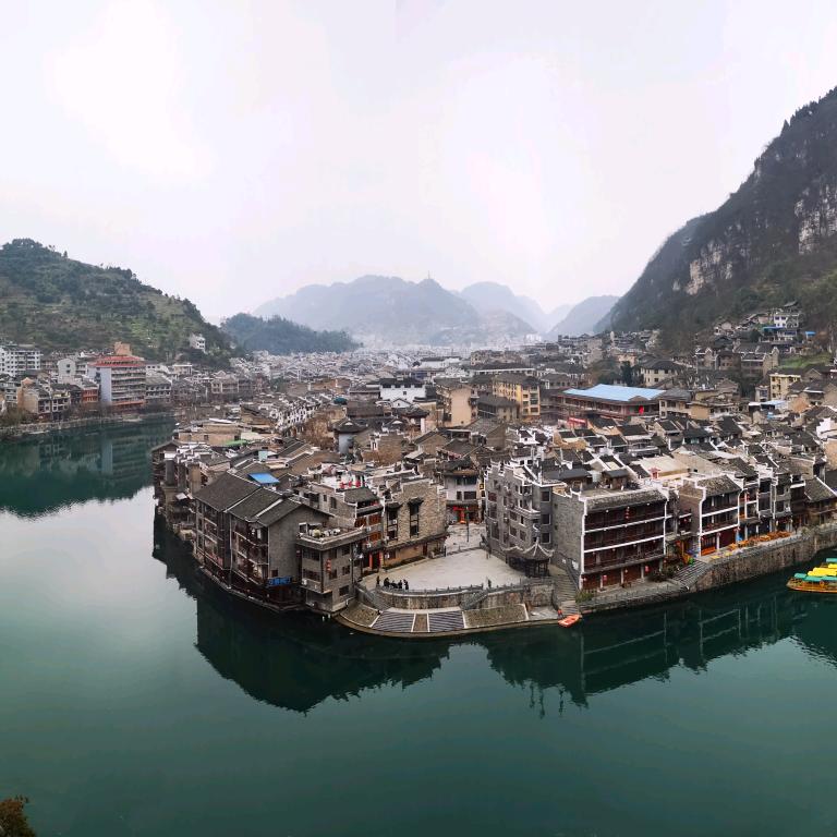 舞阳河畔