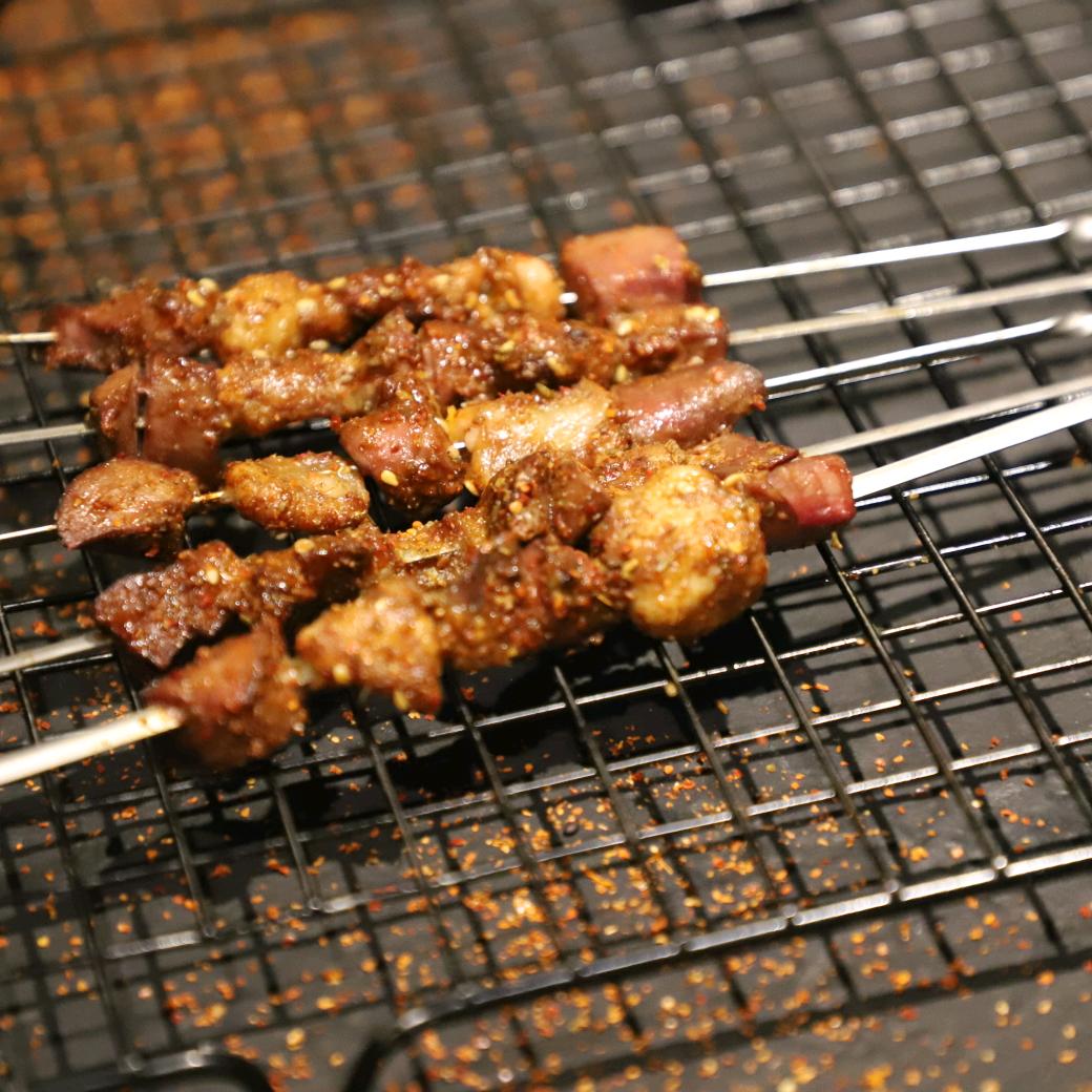 胡同烧烤（常青洗车行院内）