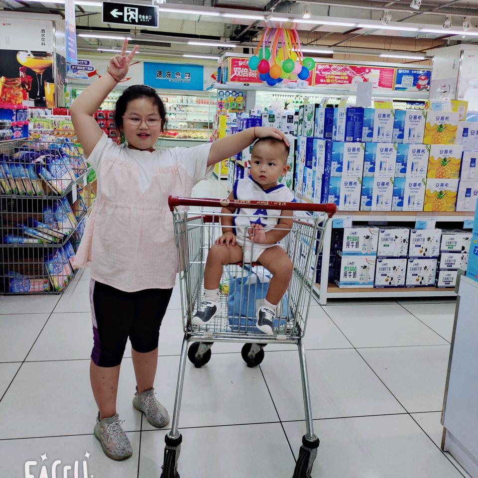 燕子～张👨‍👩‍👧‍👦