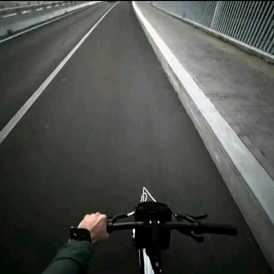 铭瓷 ᝰ
