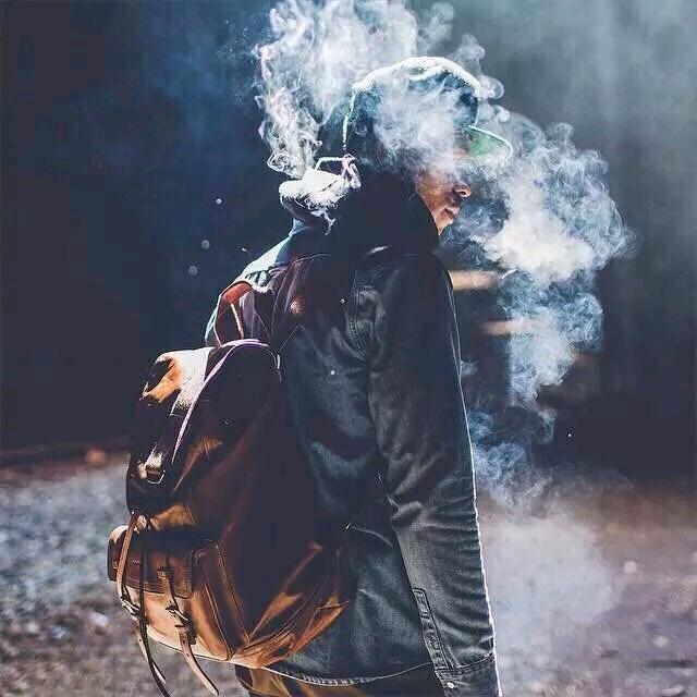 李 ✘