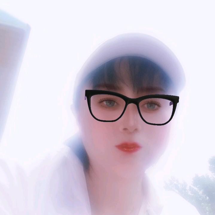 用户451407651446花好月圆