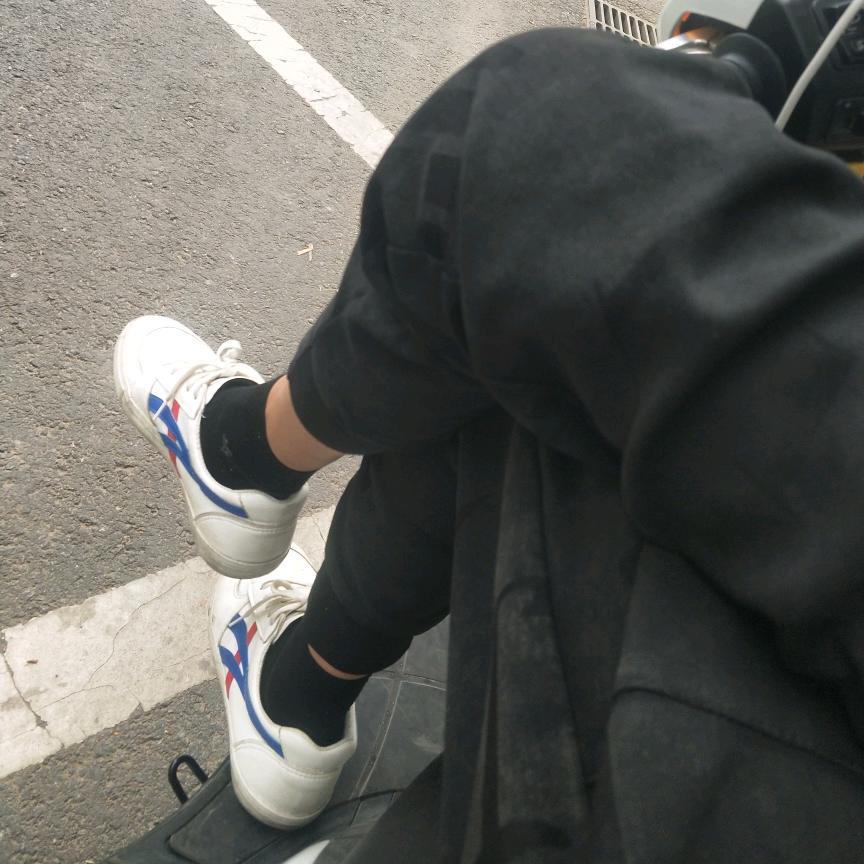 _ゞ弦音如梦_。