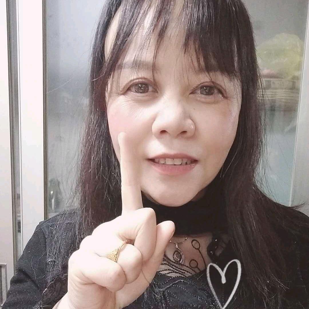 张姐聊天主播水果