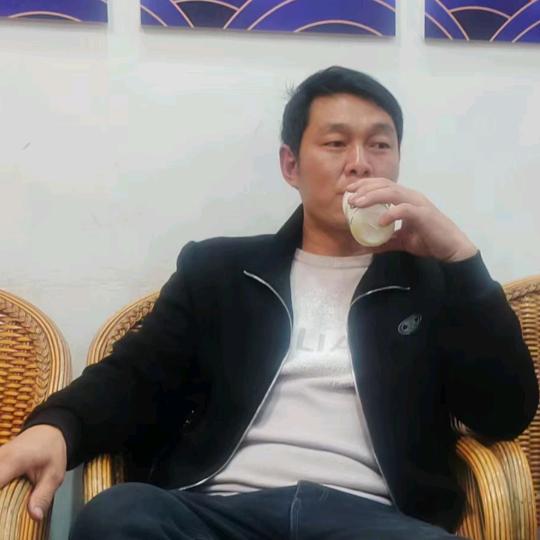 冬日男孩